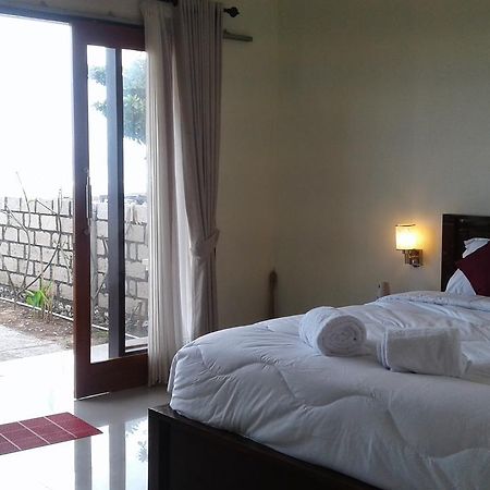 Cave Beach Bungalow Semaya Экстерьер фото