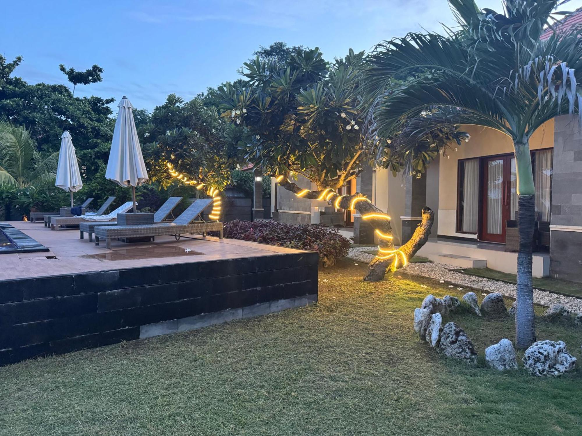 Cave Beach Bungalow Semaya Экстерьер фото
